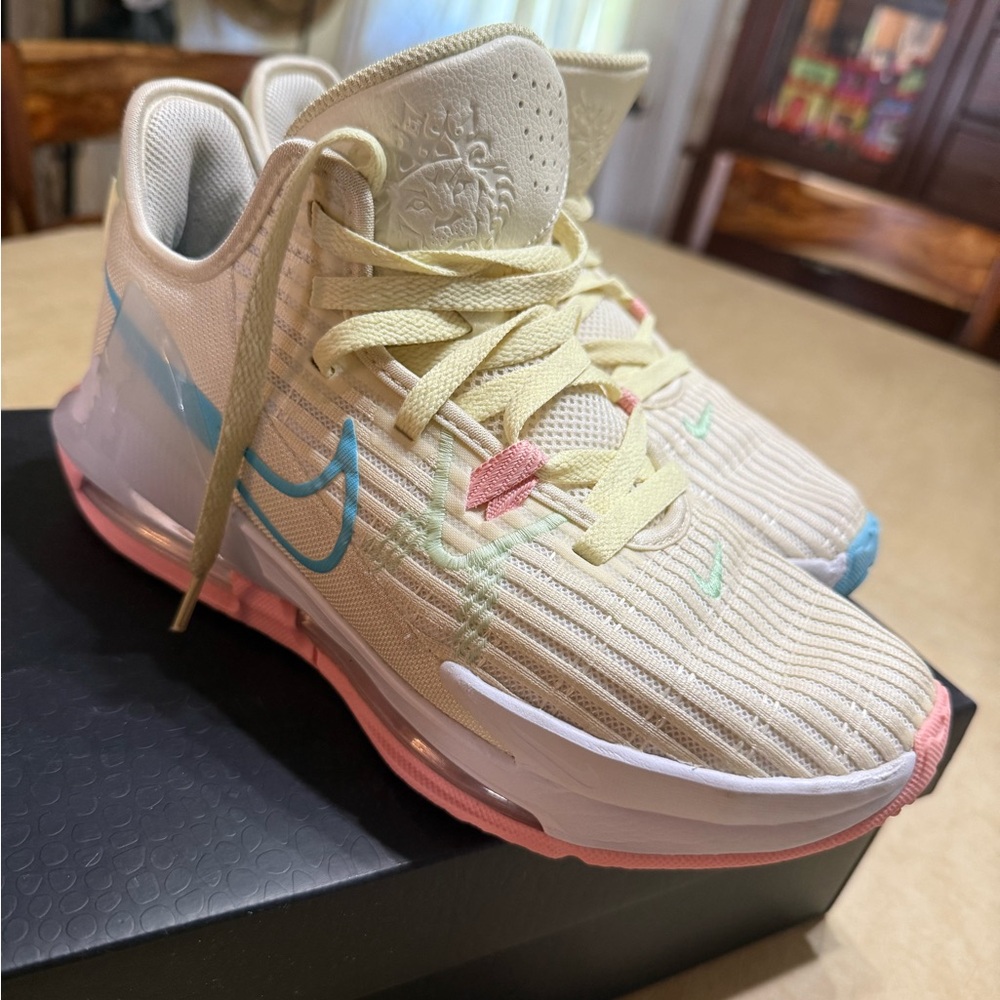 Nike LeBron Witness Men’s Basketball Shoes